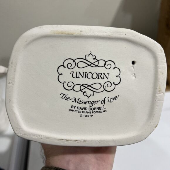 White Unicorn The Messenger Of Love By David Cornell 1985 Porcelain - Picture 9 of 10